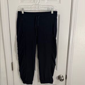 Athleta Navy Blue Capris Size 4